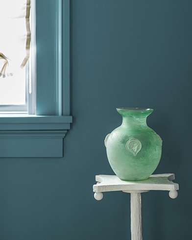 Painted wall with Stained Glass CSP-685